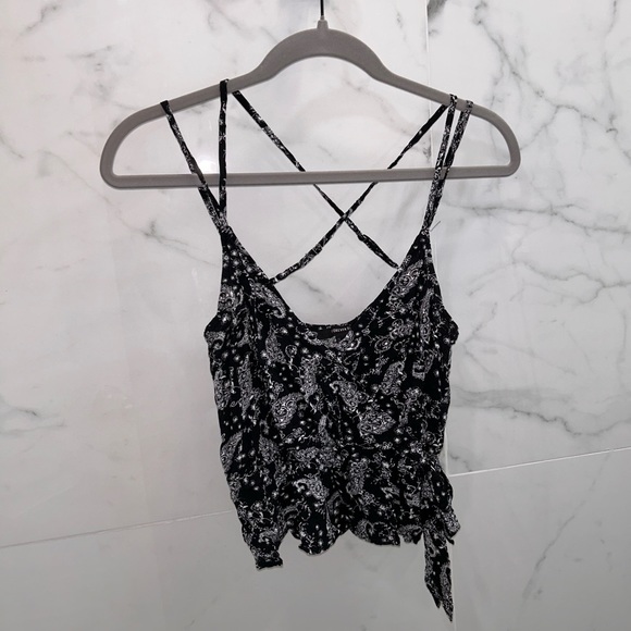 Forever 21 Tops - Strappy tank top